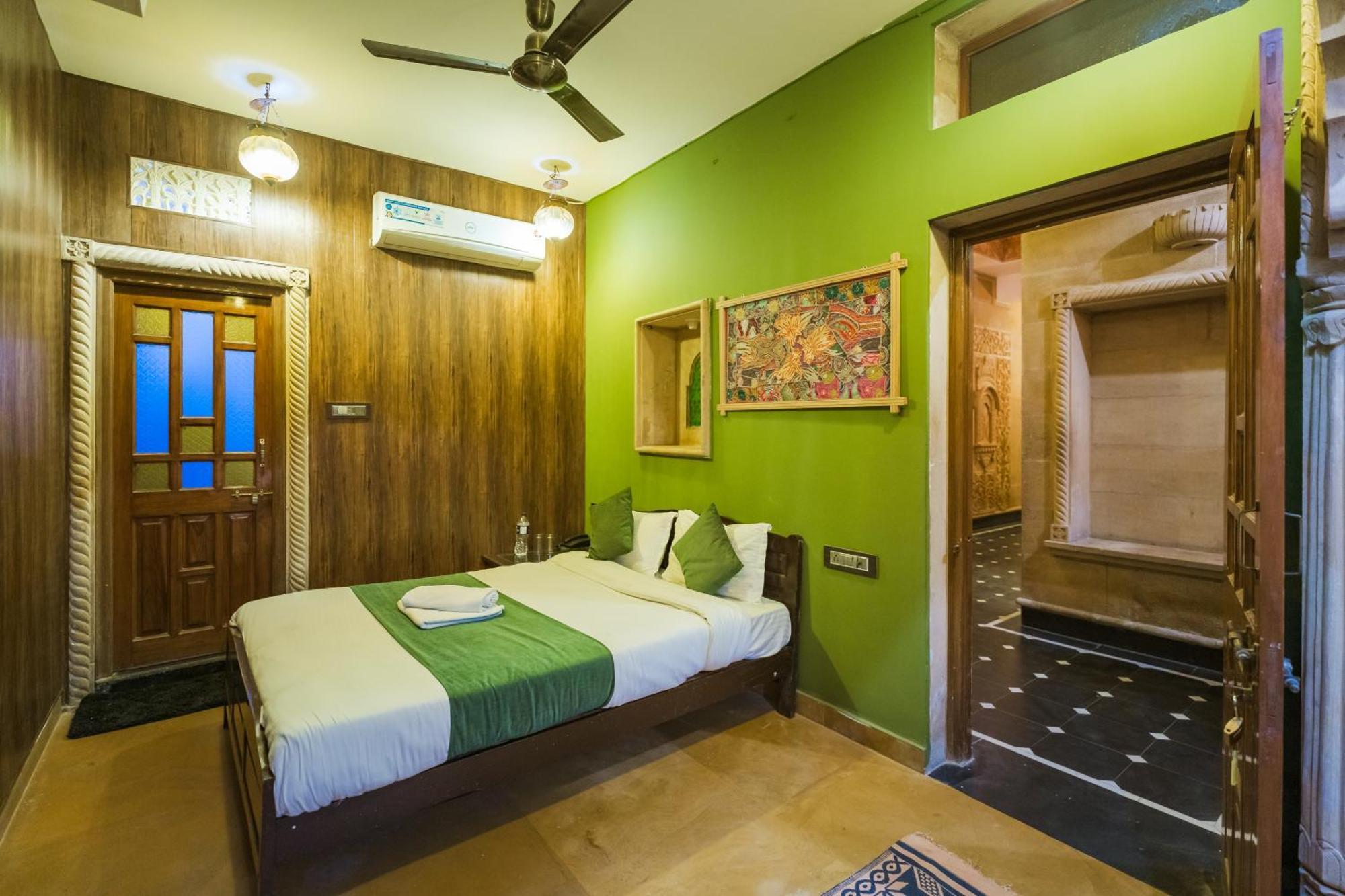 Tripli Hotels Prithvi Palace Джайсалмер Экстерьер фото